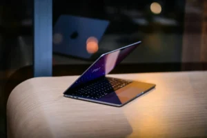 Macbook-air-scaled-1.webp